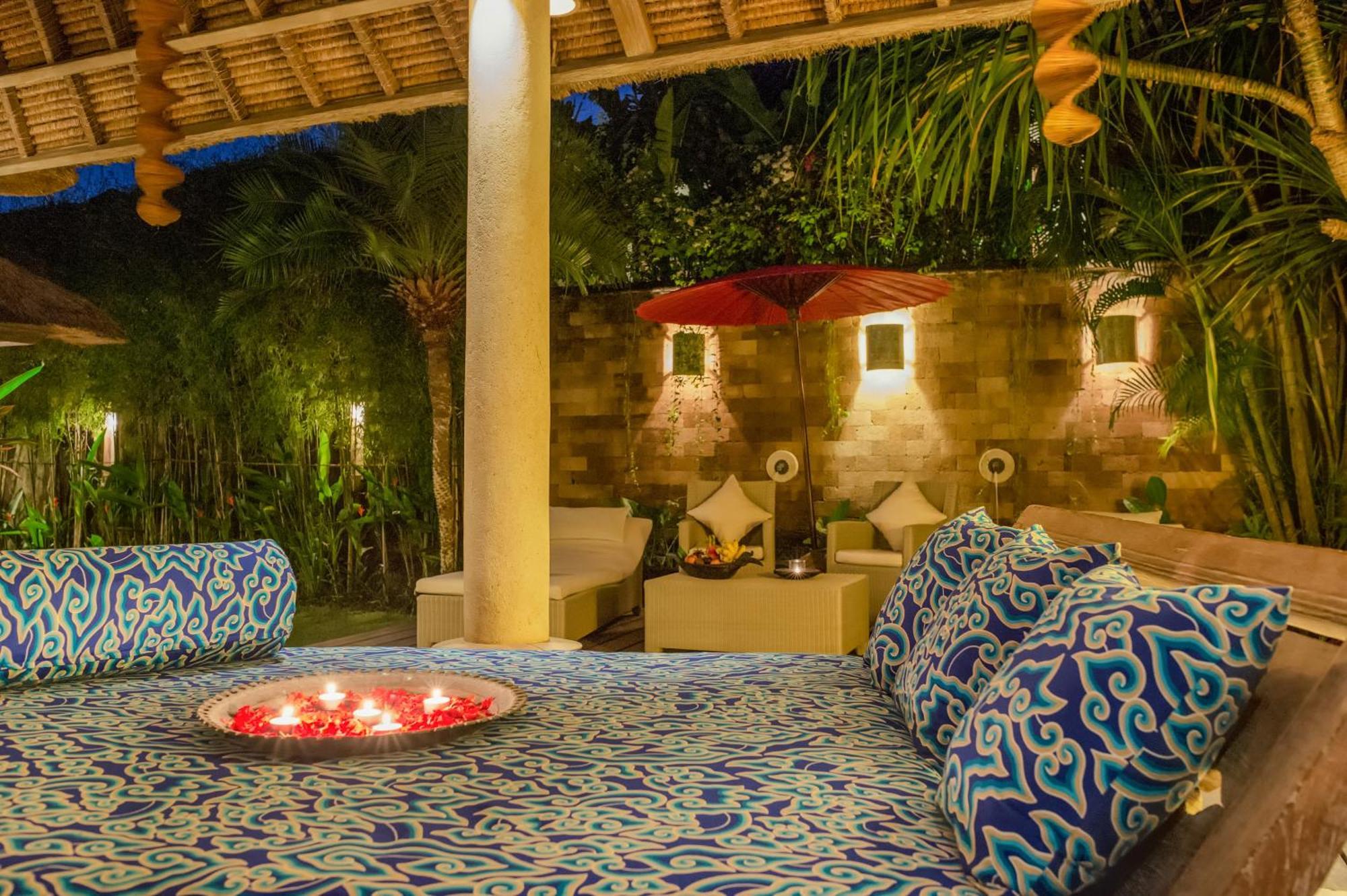 Villa Tirta Naga Bali Seminyak Exterior foto